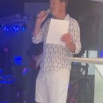 Peter Jones Instagram – It’s been such a long time to be able to get together and enjoy a special time with our friends, making memories.
#friends #fun #singing #laughter #love