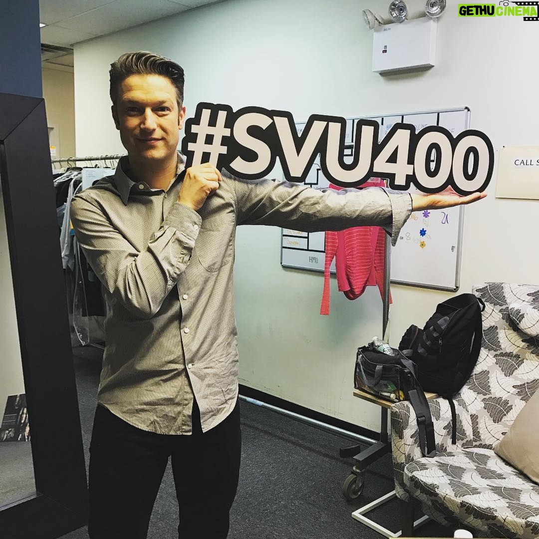 Peter Scanavino - 19.4K Likes - 400 episodes! What?!? Madness...awesome madness! All new #svu tonight!