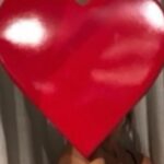 Petra Marklund Instagram - Tack @stockholmpride för att ni förlöste mitt discoanthem! 🔥🔥 Denna låt kommer alltid vara ytterst speciell❤️ Nästa vecka kommer EPn ! Och sista låten. Det känns som jag borde gjort ett album. Så svårt att välja. Men den här sista va given. Premiära den på på Nyhetsmorgon i 4an igår:) Nån som kan gissa? Thank you, @stockholmpride for bringing my disco anthem to life! 🔥🔥 This song will always be extremely special ❤️ Next week, the EP is coming! The last track. It feels like I should have made an album. So hard to choose. But this last one was a given. Premiered it on Nyhetsmorgon on Channel 4 yesterday. Anyone want to take a guess? #Pride #oceanoflove #acoustic #EP #Fredag !!