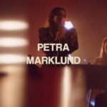 Petra Marklund Instagram - Jag vill ha vår nu! Av alla anledningar! Hoppas vi får ses! Längtar!🌹🌀 Och vad blir det? Jo! Största låtarna akustiskt och i fantastiskt sällskap på scen👇 Joel Lyssarides på piano, Hanna Ekström på Violin, Anna Dager på cello och Martin Carlsson på gitarr ! Stockholm Södra teatern - 16/4 Göteborg Draken - 17/4 Malmö Slagthuset (teatern - 20/4 10.00 släpps biljetterna. Biljettlänk i bio 💌