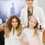 Petra Svoboda Instagram - Vzdycky tu pro me je, kdyz ji potrebuji a nikdy za to neocekavala nic zpet - moje mamka a jeji bezpodminecna materska laska. Snazim se byt jako mama ke svym detem taky takova. Byt mama, je dar❤️Vse nejlepsi vsem maminkam! #mama #laska #podekovani #deti #rodina #zeny #spolu