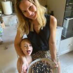 Petra Svoboda Instagram - Rano upeceno, vecer snedeno, na chalupe je proste nejlip😉❤️ #cake #baking #cottage South Bohemian Region
