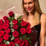 Petra Svoboda Instagram - Moc Vam vsem dekuji za prani k mym vcerejsim narozeninam. Za to, ze jste si vzpomneli a nasli cas napsat mi prani nebo zavolat. Moc si toho vazim. Na dobe, kterou ted prozivame, nejde najit moc pozitiv, ale i diky vcerejsku mi pripada, ze na sebe ted lide vic mysli a respektuji a podporuji se navzajem. A o tom presne laska a pratelstvi jsou. Dekuji!🎉 #narozeniny #rodina #unor #38 Prague, Czech Republic