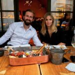 Petra Svoboda Instagram - Kdyz me manzel bere na veceri...😻✌️#randevouz #dinner #husband #fun Zdenek's Oyster Bar