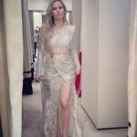 Petra Svoboda Instagram – Tak ted uz se jen rozhodnout…🤔💁🏼‍♀️😊 @ef_prague ELISABETTA FRANCHI