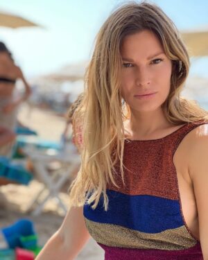 Petra Svoboda Instagram - Par hodin po navratu a clovek ma pocit, ze na zadne dovolene ani nebyl… 😉tak abych nezapomnela…#dubai #uae #holiday #family #sun #sea #salt