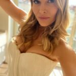 Petra Svoboda Instagram - Party time! 🥂☀️#party #friends #event #carollinum #25 @carollinum Prague, Czech Republic