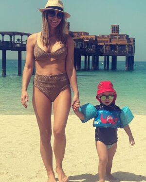 Petra Svoboda Instagram - Posledni mesic a pul se mi nechtelo vubec nic postovat asi jako mnohym z Vas. Stihly jsme ale s Rachel obe oslavit narozeniny, ja 39, ona 11, rodinnou dovcu a ted se chystame na Edikuv svatek.❤️A tak jedine, co me napada a co bych chtela sdilet je, ze jsem moc vdecna za to, ze jsou moje deti a rodina v bezpeci a muzeme takove chvile travit vsichni spolu a dodatecne moc dekuji vsem za prani k narozeninam. Mejte se vsichni co nejlepe!❤️🙏#love #family #holiday #children #happybirthday