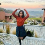 Pevita Pearce Instagram – What I post on my 1st account VS what I post on my second accound 🇮🇹