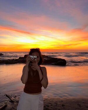 Pevita Pearce Instagram - Soulful sunsets 🌅🧡