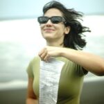 Pevita Pearce Instagram – Mohon doa nya ya teman-teman. Setelah 18 tahun berkarya di depan camera akhirnya di 2023 ini aku memberanikan diri untuk men-direct & produce untuk pertama kali nya diseries yang aku, Mas eko, dan Tanta develop 4 tahun yang lalu : TheOne ✨