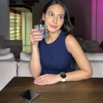Pevita Pearce Instagram – Finally bisa posting ini juga setelah 7 hari challenge diri sendiri untuk naikin sleep score pakai #GalaxyWatch6 ☺ and this is my recap!

Day 1: don’t forget to drink plenty of water!
Day 2: doing resistance training, gak lupa cek HR Zone-nya biar gak overtrained
Day 3: sleep score masih di angka 60, but it’s ok 👌🏻
Day 4: workout 30 menit as usual
Day 5: breath exercise sebelum tidur biar makin relax
Day 6: sleep score  77 semangat!
Day 7: Sleep score aku 92! I’m so happyyy!

Anyway, fabric band-nya super nyaman, jadi gak ganggu pas tidur. Setelah 7 hari, Advanced Sleep Coaching-nya langsung keluar, bisa kasih rekomendasi aktivitas juga buat ningkatin sleep score. I’m so excited to get my better quality sleep for the next day!

If you want to #WatchEverydayWellness like me, Pre-Order Galaxy Watch6 until August 17th, 2023 di link bio @samsungindonesia! #teamgalaxy