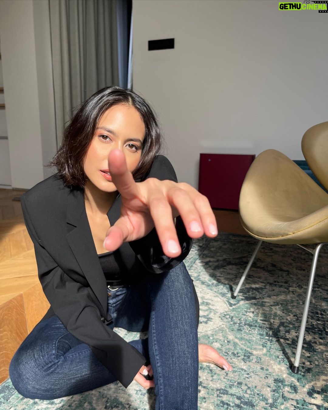 Pevita Pearce Instagram - Tau artinya "katarsis" ? (Wrong answers only)
