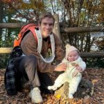 PewDiePie Instagram - Me and the little one 🐻❤️🤠