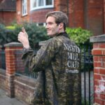 PewDiePie Instagram - Thumbs up for 90 mil club merch: link in bio bruv