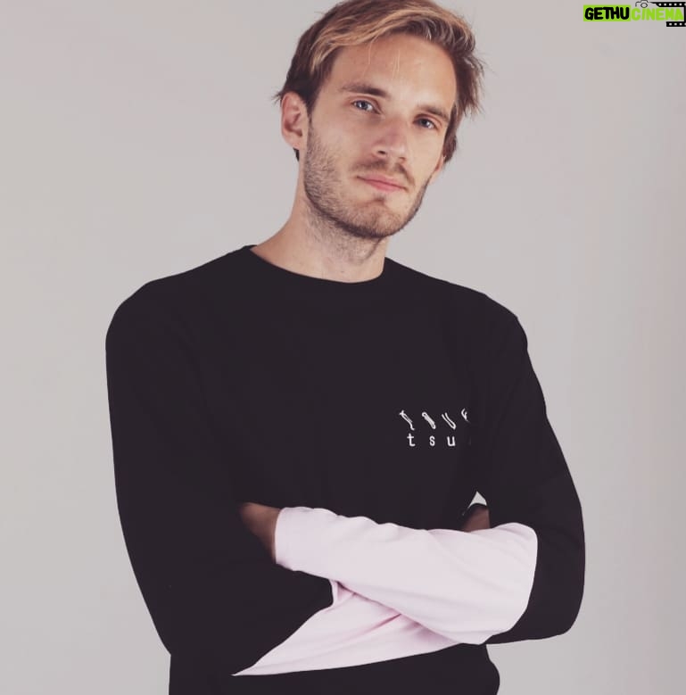 PewDiePie Instagram - New @tsuki_market dropping next week