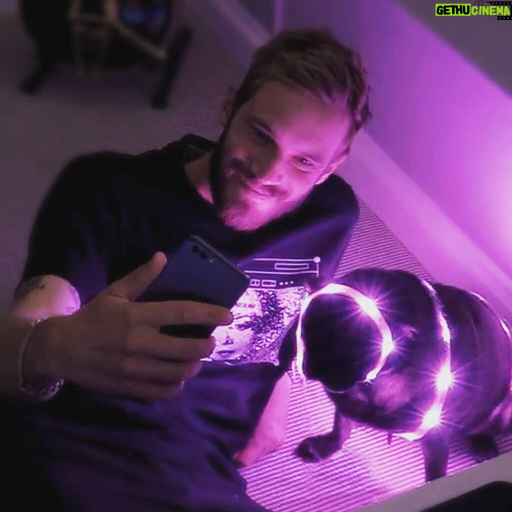 PewDiePie Instagram - Check out #HonorPhotoCup contest on Honor's US Facebook account from June 22 - June 29, and have the chance to win a brand-new Honor View10 or Honor 7x #ad
