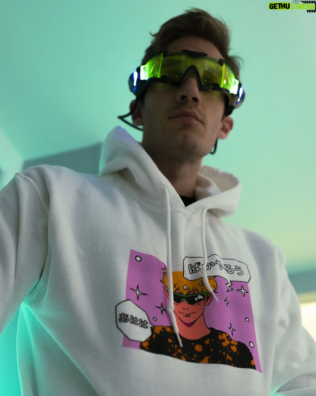 PewDiePie Instagram - New clothing @ represent.com/pewdiepie