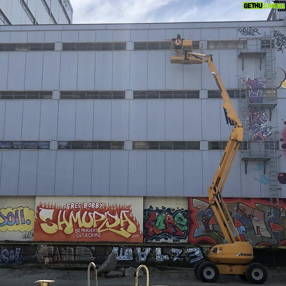 PewDiePie Instagram - Go give @lushsux a suck for this madladery