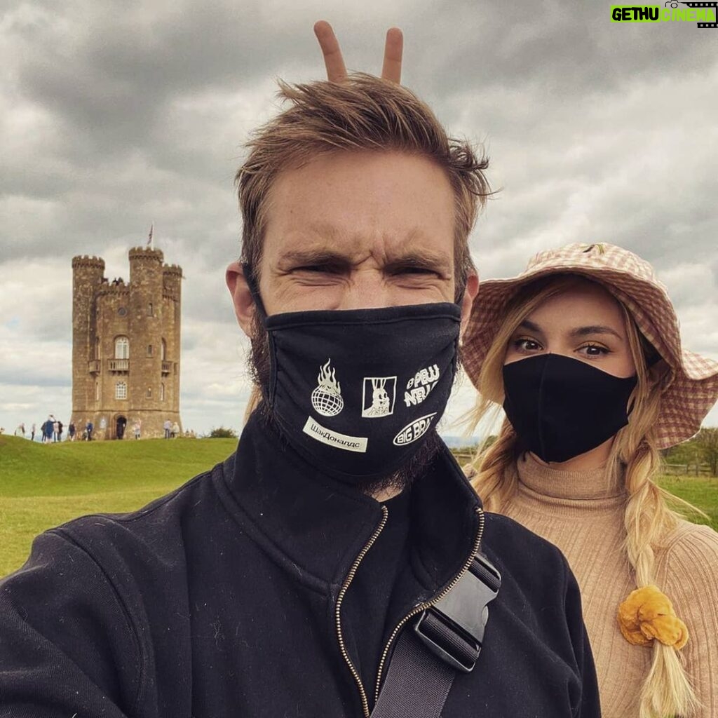 PewDiePie Instagram - Went camping with wifey 🦶