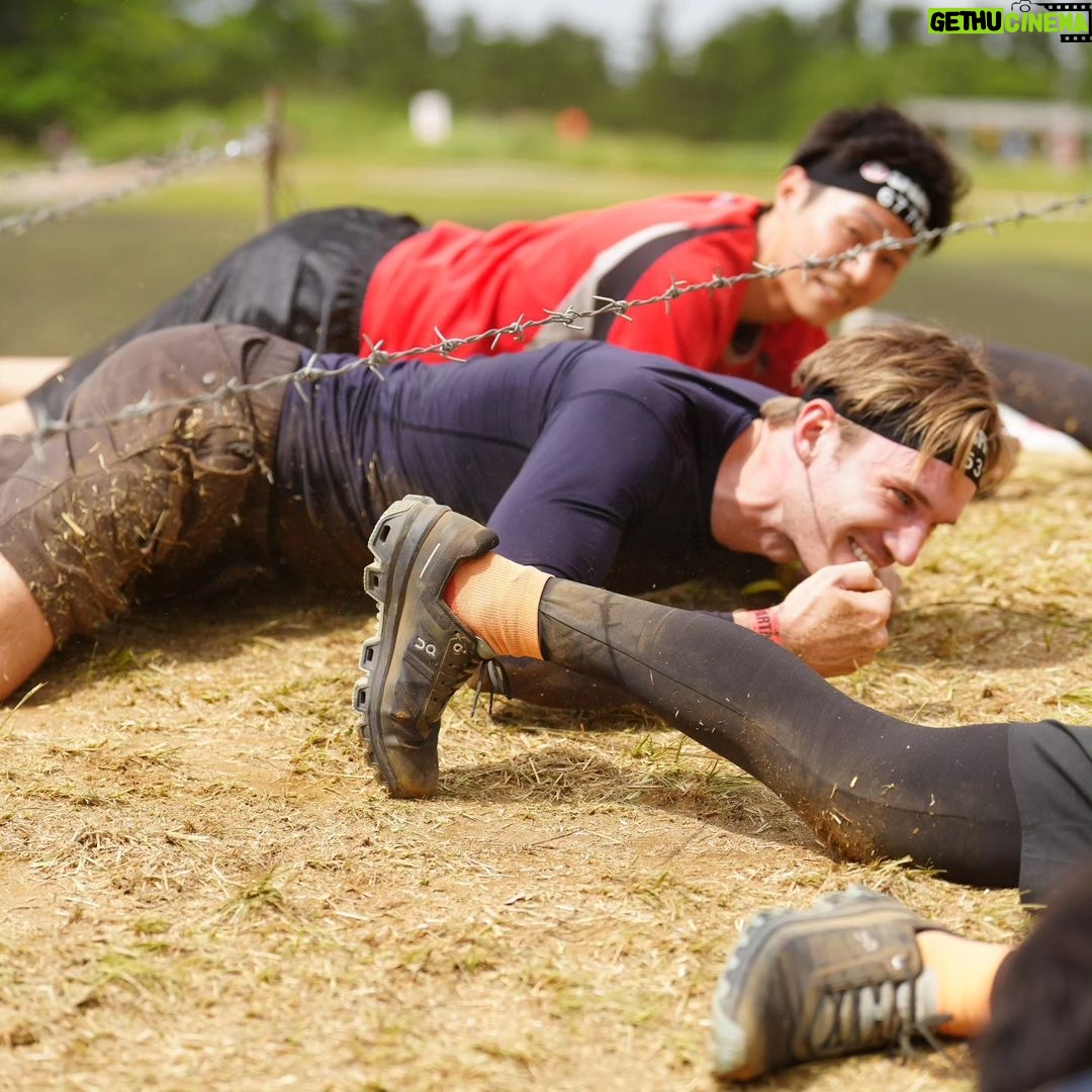 PewDiePie Instagram - Completed my first obstacle race, triumphed over hurdles, felt like a true viking, until the heat turned me into a weakling 😅