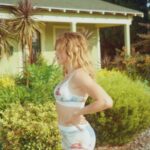 Peyton List Instagram - 🧃🧃