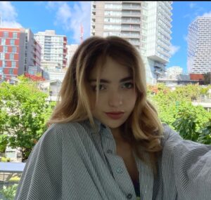 Peyton List Instagram - ate maple syrup in canada today was exhilarating
