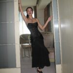 Phạm Nguyễn Lan Thy Instagram - Bộ hình mang tên “Cho em xin cọng thun”