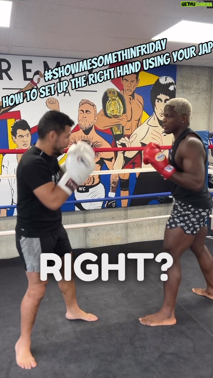 Phil Hawes Instagram - #showmesomethinfriday fting @carboneldaniel @remixmma2020 Shows us how to set up the right hand! #smsf see you next week! 👊🏾 Hoboken, New Jersey