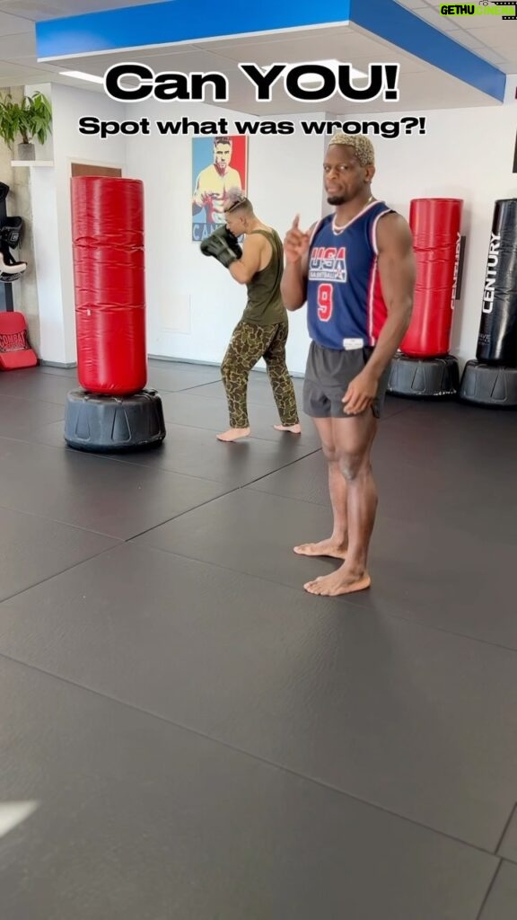 Phil Hawes Instagram - I remember when i was a beginner bagwork was extremely boring , because I didn’t know how to use the bag. Alex was making a few mistakes here. Checkout my story tomorrow to find out why. Which could help your bag work. #bagwork #nohype #ufc #boxing #dreamteam Hoboken, New Jersey