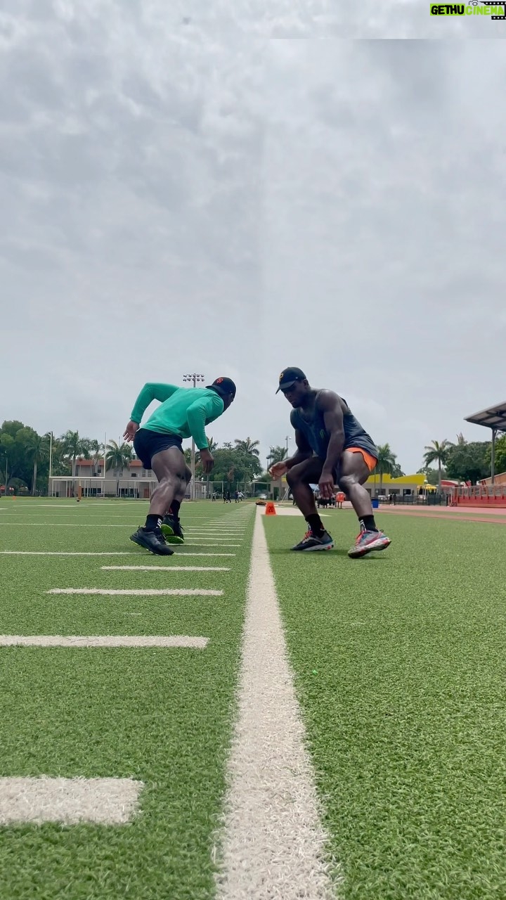 Phil Hawes Instagram - 💎 You vs You! Who wins?!? Make sure your prepare to win! 👊🏾 @nulifespan keeps me ready! #focus #energy #nohype Boca Raton, Florida