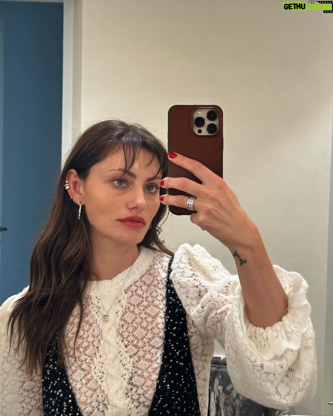 Phoebe Tonkin Instagram - Summer Bits 🎀 pt 2