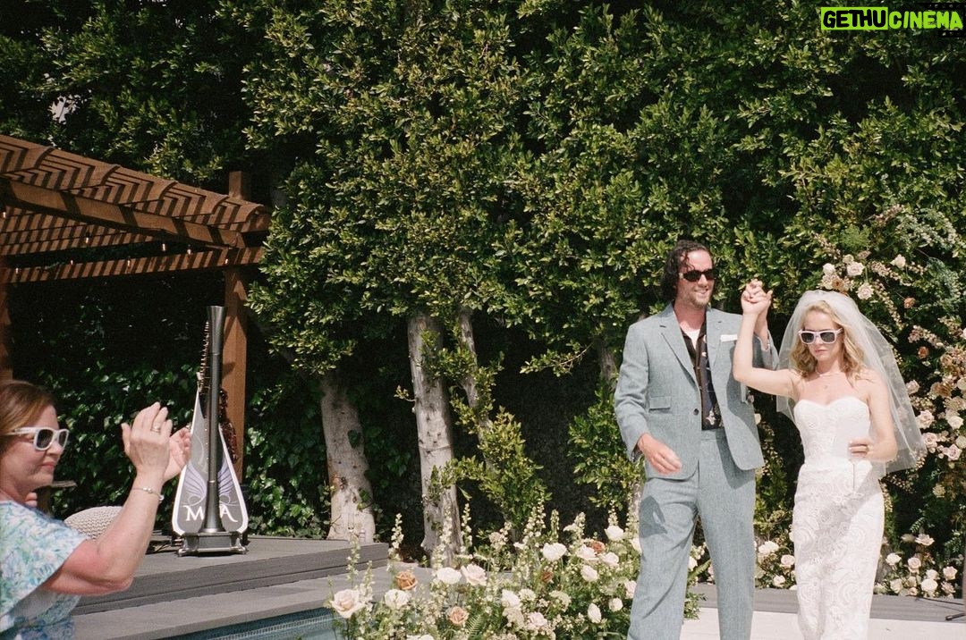 Phoebe Tonkin Instagram - Our girl got married @brittlrobertson @likefloyd23 💒