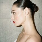 Phoebe Tonkin Instagram - @vogueaustralia @chanel.beauty @chanelofficial 📷 @herobeanstevenson