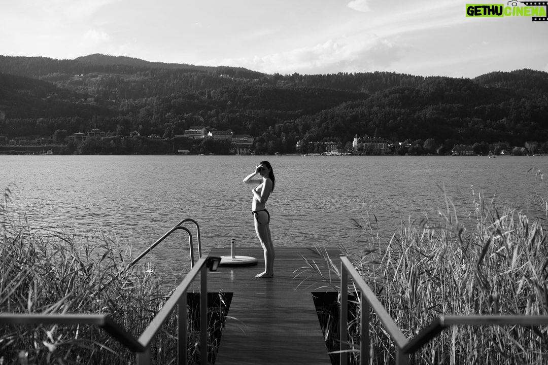 Phoebe Tonkin Instagram - @the_original_fx_mayr ☁️