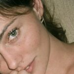 Phoebe Tonkin Instagram - my summer of rest and relaxation 🌸
