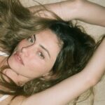 Phoebe Tonkin Instagram - my summer of rest and relaxation 🌸