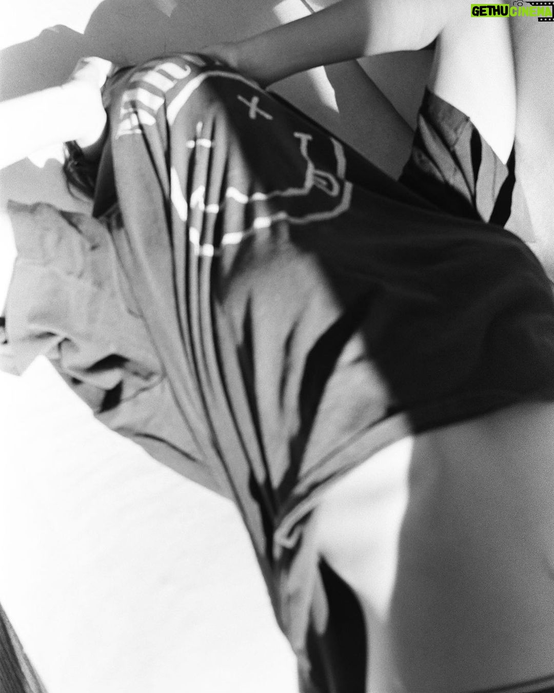 Phoebe Tonkin Instagram - @imogenevonbarron