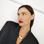 Phoebe Tonkin Instagram - ♥️ @wwd talking all things Boy Swallows Universe @amberasaly @emmajademorrison @therow 🫶