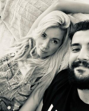 Phoenix Raei Instagram - Flashback to kicking it with you back home. Missing home @kateelizabethlister