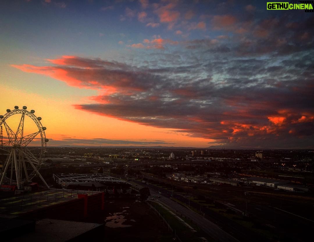Phoenix Raei - 535 Likes - I can't get enough. The last sky you'll see me post #melbournecity #nature #sunset