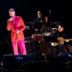 Pierre Lapointe Instagram - Photo: @evablue Souvenir de l’heure mauve sur scène @francosmtl @bonsound @placedesarts @mbamtl
