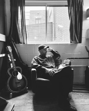 Pierre Lapointe Instagram - Souvenir de studio 
Oui... un nouvel album est en production!
Photo: @ameliefortinpiano