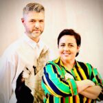 Pierre Lapointe Instagram - DIMANCHE 5 JUIN / MIDI! On commence la nouvelle saison de « Deux par deux rassemblés » sur les ondes de @icimusique avec la merveilleuse @moffattariane 😍/ ne manquez pas ça!!! @catherinedupuy @josephmrchd @steph_moffatt