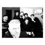 Pierre Lapointe Instagram - Sur scène dans 5! @josephmrchd @p_bro @felixdyotte @maxinedrury_lightdesigner @duncan.marc.andre