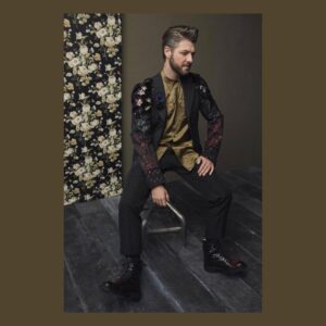 Pierre Lapointe Instagram - Souvenir de 2017 pour @maisonsimons / @simonshomme / photo @shaynelaverdiere / @commedesgarcons