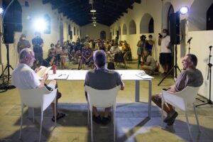 Pif Instagram - LA VALIGIA DELL’ATTORE 2021.
#gianmariavolonte 
#lavaligiadellattore 
#isoladellamaddalena