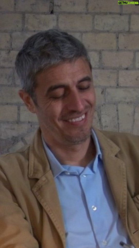 Pif - 1.4K Likes - Curiose, attuali e senza tempo, sono le storie di chi popola il nostro pianeta, raccontate attraverso lo sguardo e la voce di Pierfrancesco Diliberto, in arte @pif_iltestimone. Dal #29gennaio ritorna "Caro Marziano", in onda dal lunedì al venerdì alle 20.20 su @instarai3.