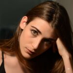 Pilar Fogliati Instagram - La quarantesima edizione del Torino Film Festival si avvicina, e non vedevamo l’ora di condividere con voi una novità: Pilar Fogliati sarà la nostra madrina! Pilar Fogliati si diploma all’Accademia nazionale d’arte drammatica Silvio D’Amico. Dopo l’esperienza a teatro inizia a recitare per il piccolo schermo in varie serie televisive tra cui Un passo dal cielo, Mai scherzare con le stelle, Extravergine e Cuori e al cinema con Forever Young, Corro da te. Oltre all’esperienza come attrice lavora come conduttrice dell’Extrafactor, il dopo XFactor, insieme ad Achille Lauro, in radio insieme a Steve Della Casa nel programma Hollywood Party e con Giovanni Veronesi nel programma Non è un paese per giovani. Con quest’ultimo ha scritto la sceneggiatura della sua opera prima dal titolo Romantiche, una commedia che uscirà sul grande schermo prossimamente. @pilarfogliati