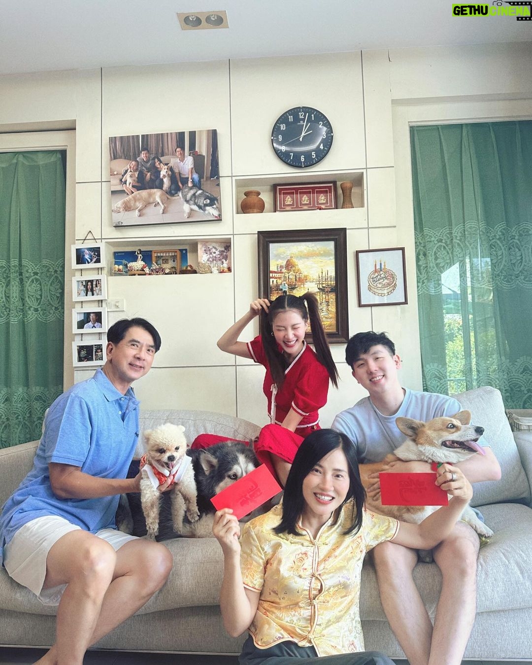 Pimchanok Luevisadpaibul Instagram - 🧧🧧 #อั่งเปาตั่วตั่วไก๊